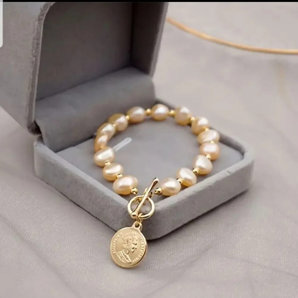 Baroque Fresh Water Pearls Champagne - Picture 2 of 10